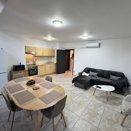 Studio Didine Charleroi Ngoại thất bức ảnh